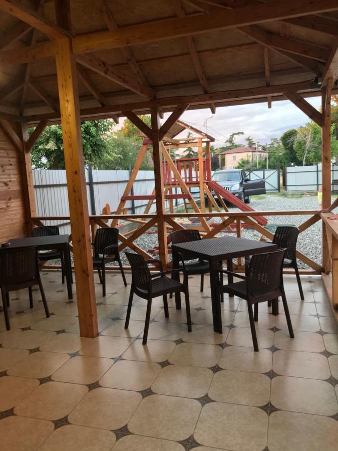 Guest House Dana Піцунда Екстер'єр фото