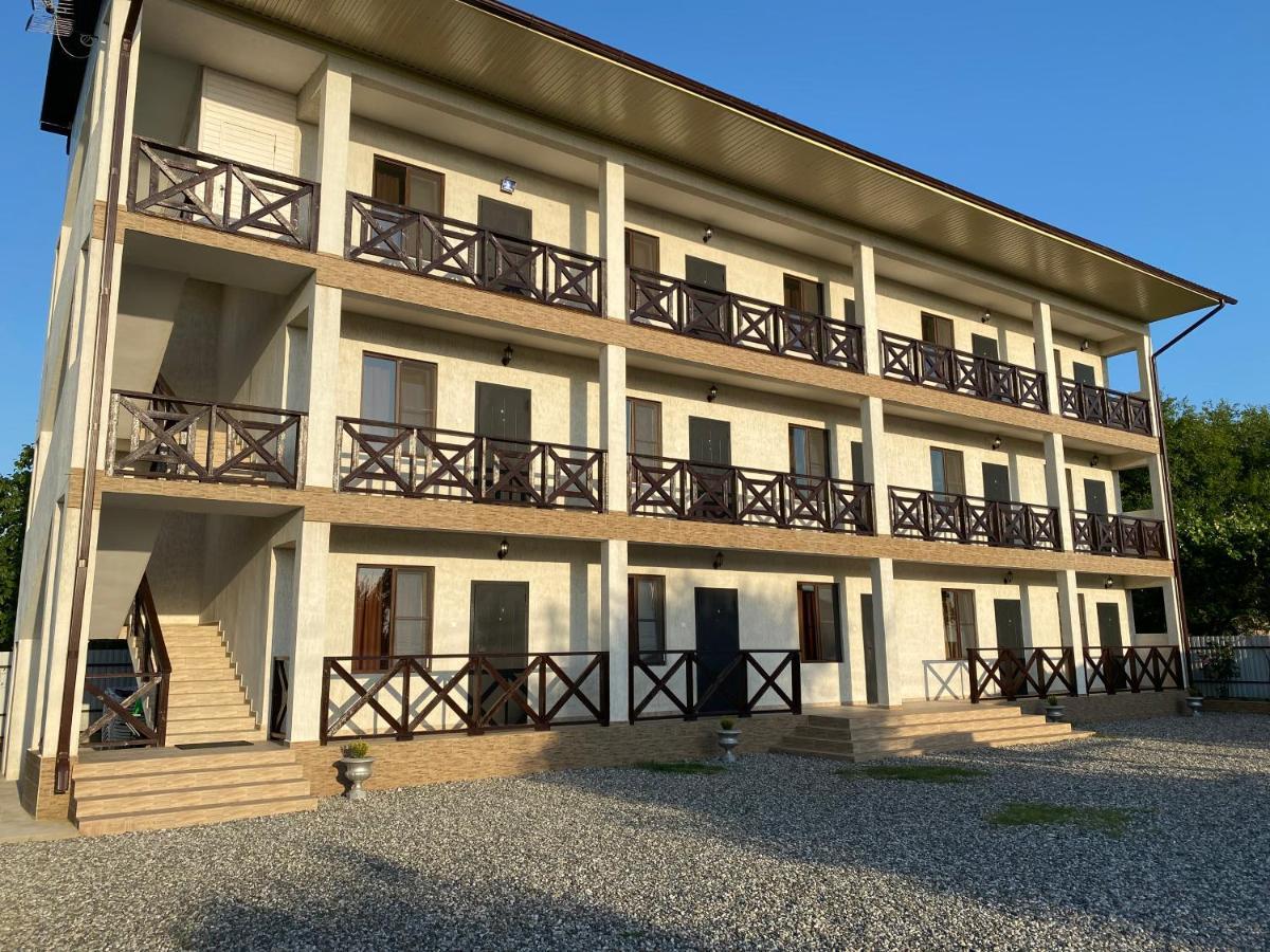 Guest House Dana Піцунда Екстер'єр фото
